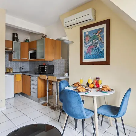 Bnbnova - Eiffel Tower & Faubourg - 1br Apartman Párizs